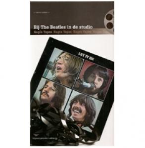 BEATLES - BIJ DE BEATLES IN DE STUDIO