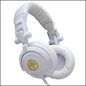 AERIAL 7 - KOPTELEFOON: TANK BLIZZARD