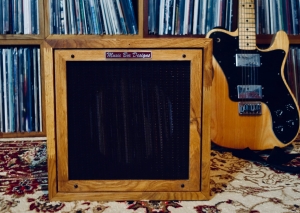 VINYLKRAT - AMP BOX
