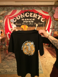 CONCERTO - CONCERTO T-SHIRT KIDS =ZWART 9/11 JAAR/MAAT 140CM=