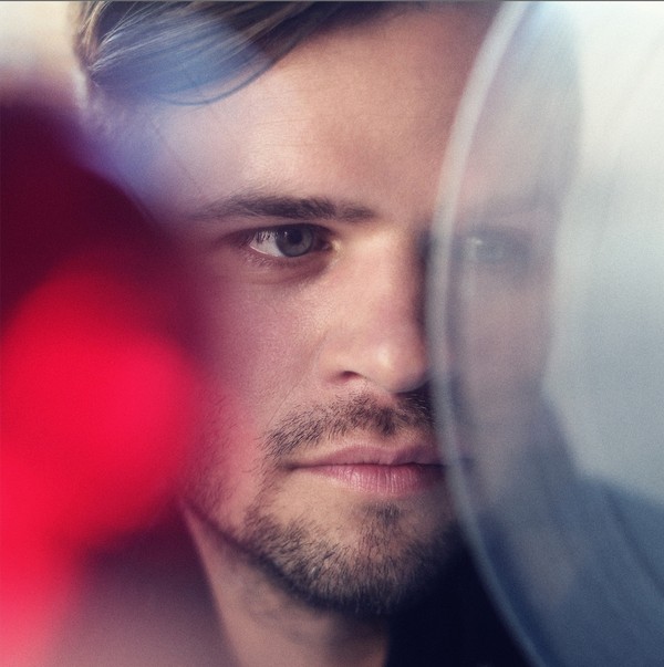 PINK GLOVES - LOS ANGELES