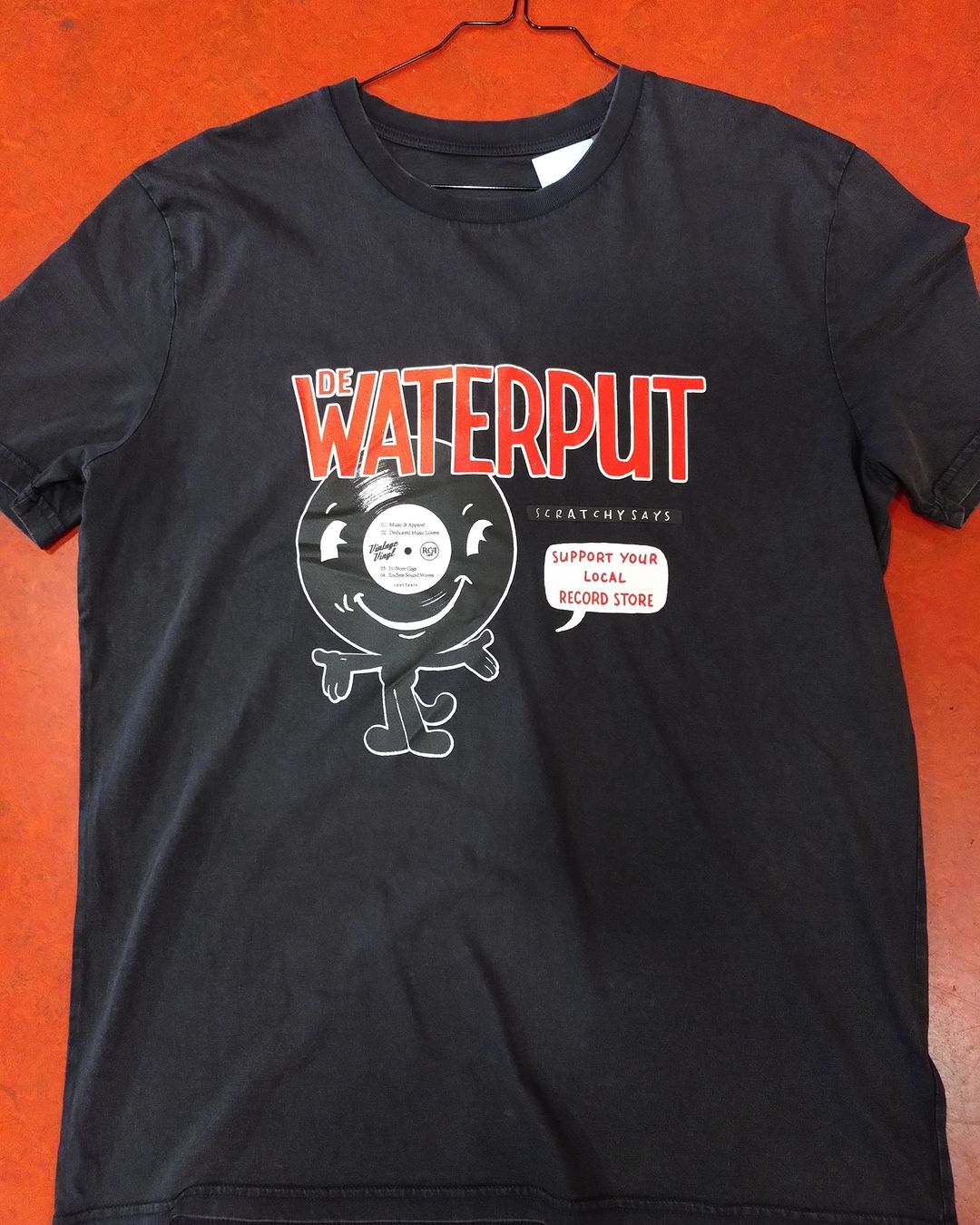 WATERPUT - WATERPUT T-SHIRT -LARGE- DESIGN IVO JANSEN