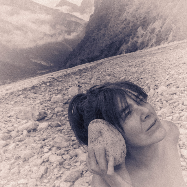 POEL, BEATRICE VAN DER - NA DE STILTE