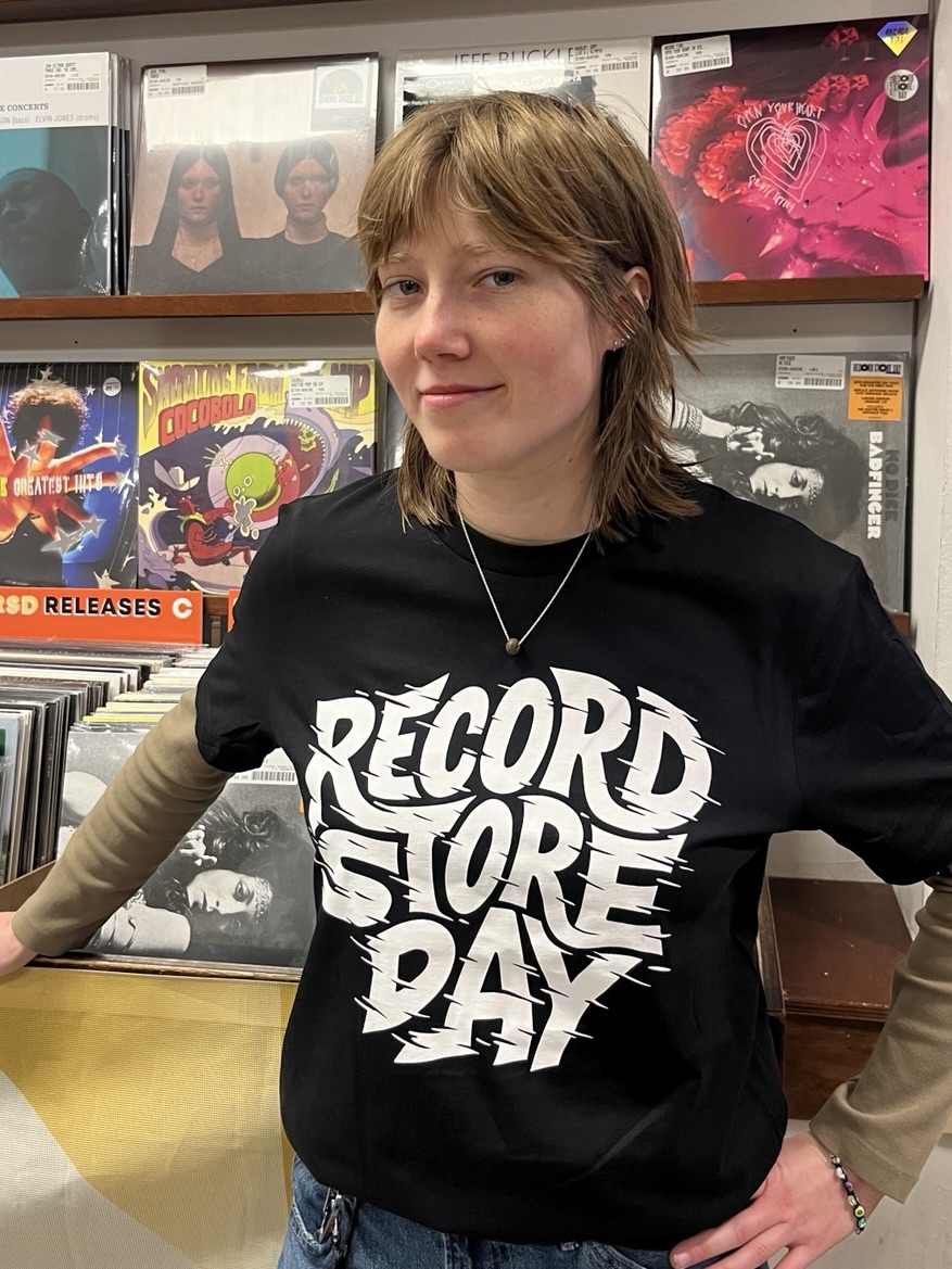 RSD 26 - T-SHIRT ZWART -S-