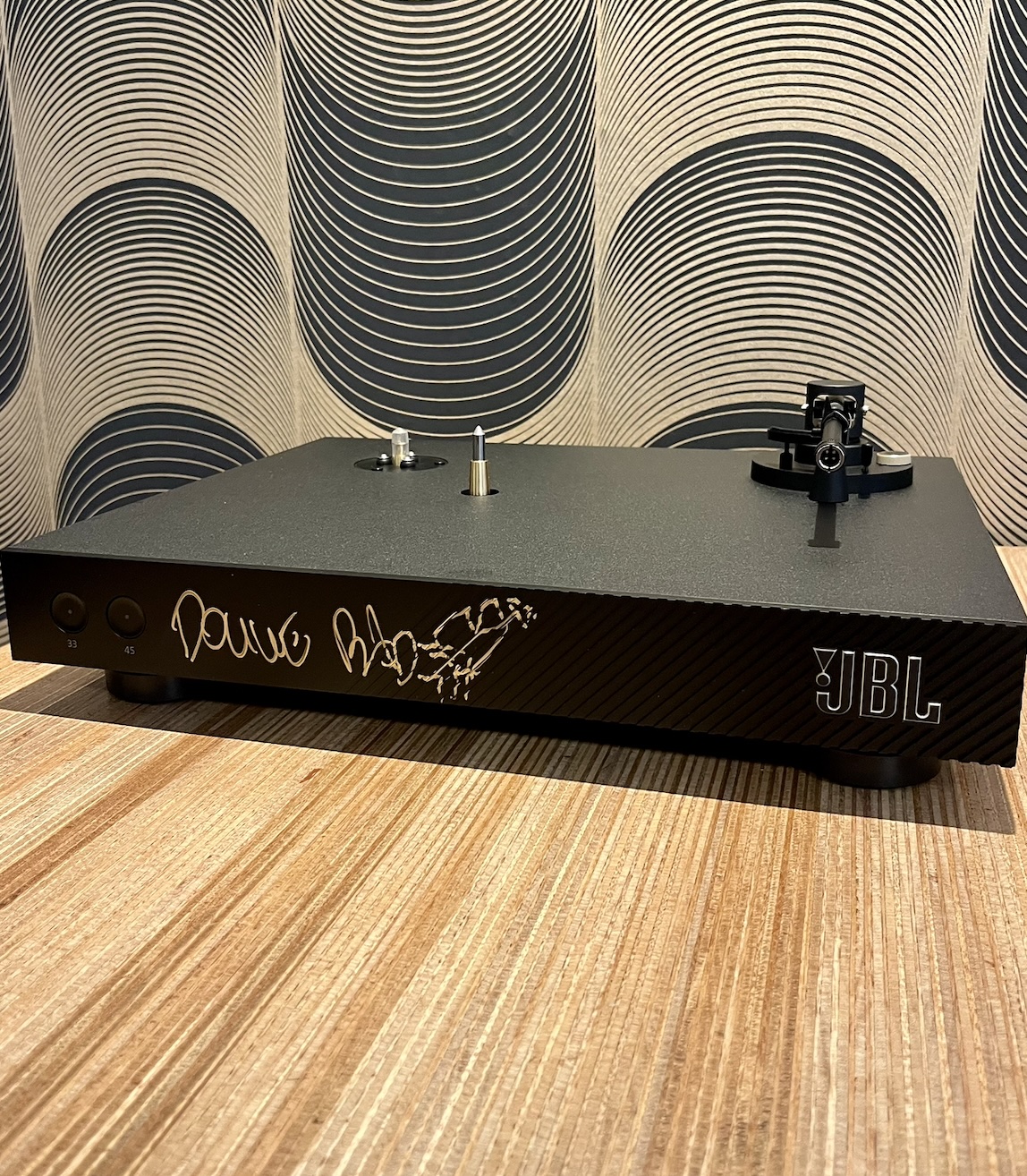 PLATENSPELER - JBL DOUWE BOB